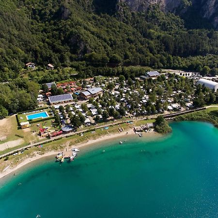 Family Wellness Camping Al Sole Моліна-ді-Ледро Екстер'єр фото