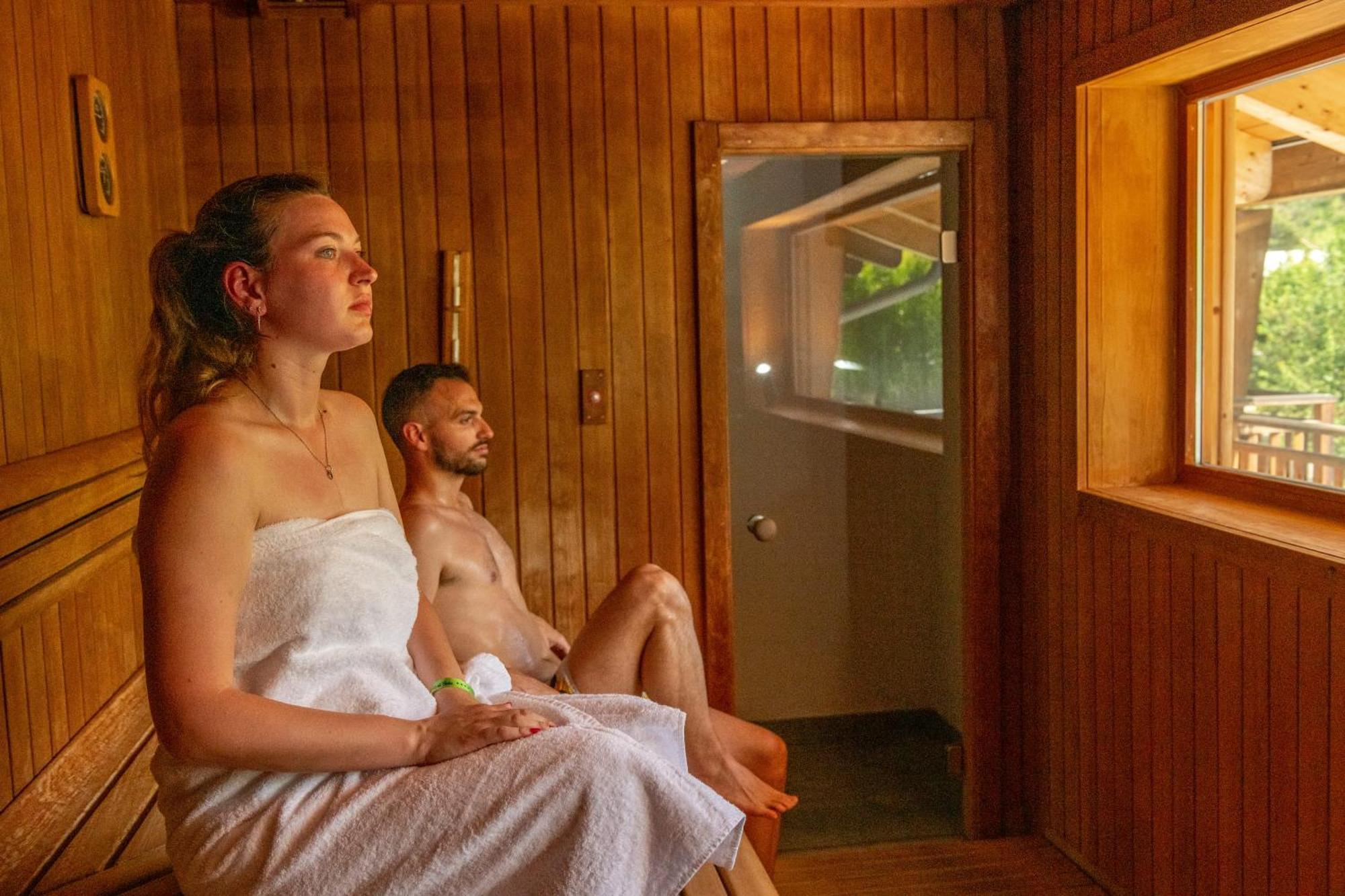 Family Wellness Camping Al Sole Моліна-ді-Ледро Екстер'єр фото