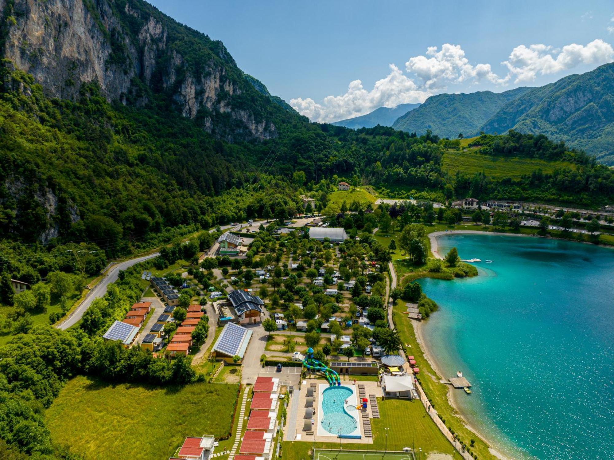 Family Wellness Camping Al Sole Моліна-ді-Ледро Екстер'єр фото